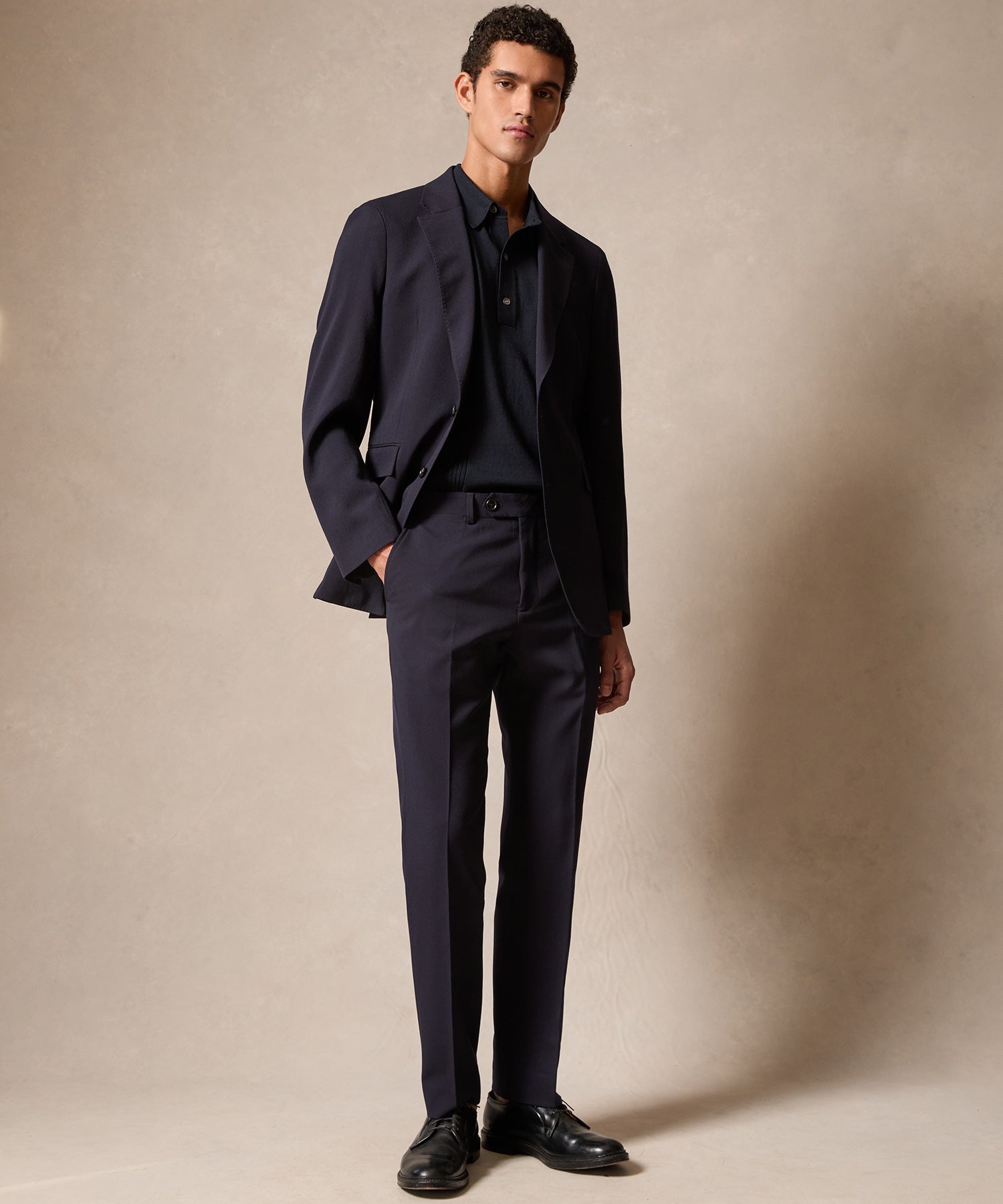 Italian Gabardine Sutton Suit in Navy