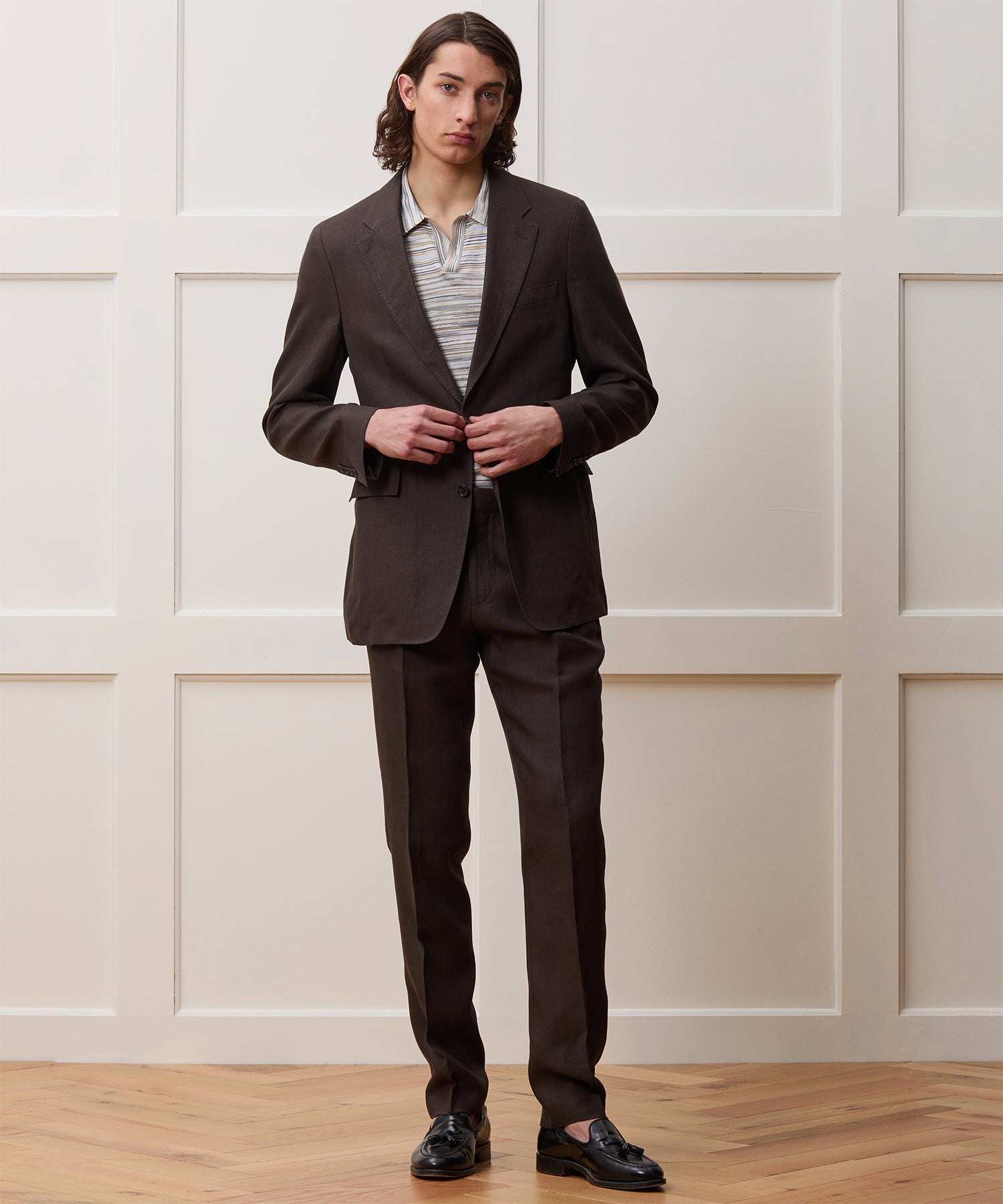 Italian Linen Sutton Suit in Caviar