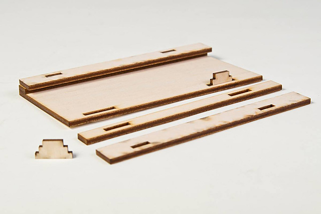 Laser-Cut Pegs