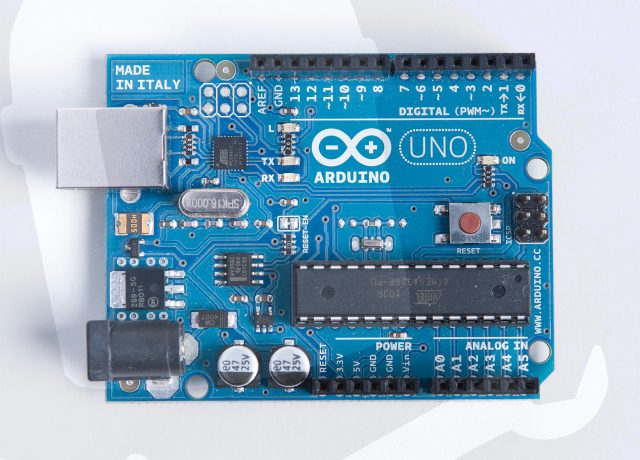 Arduino UNO